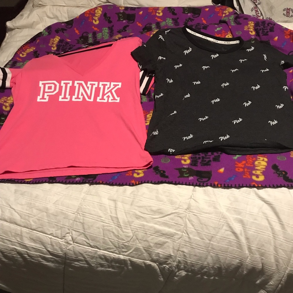 2/23 Barely worn Vs Pink tees size Large